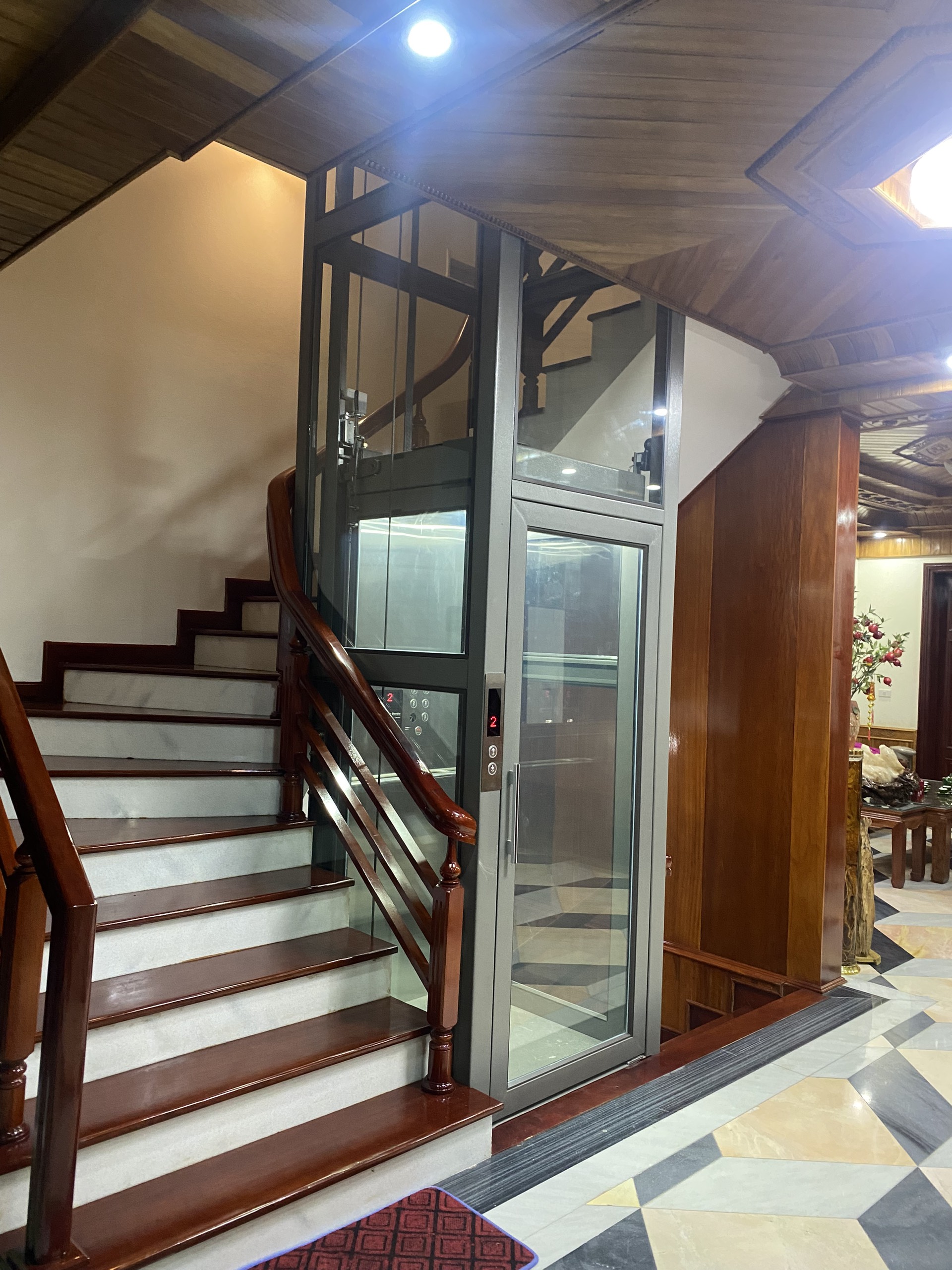Sét có thể ảnh hưởng như thế nào đến thang máy nhà bạn