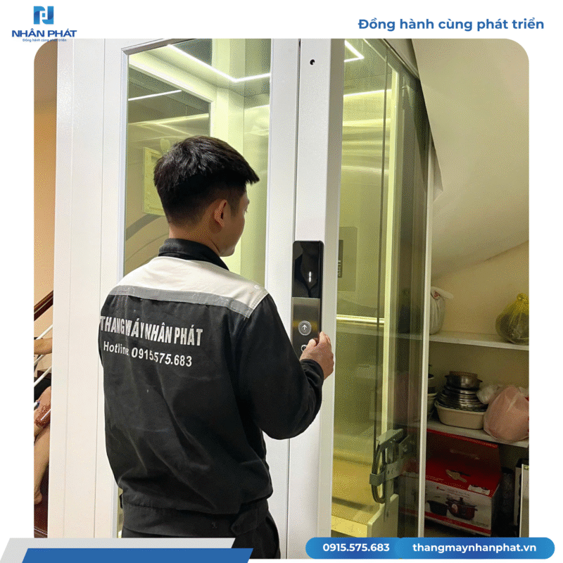 17 Bảo trì thang máy gia đình