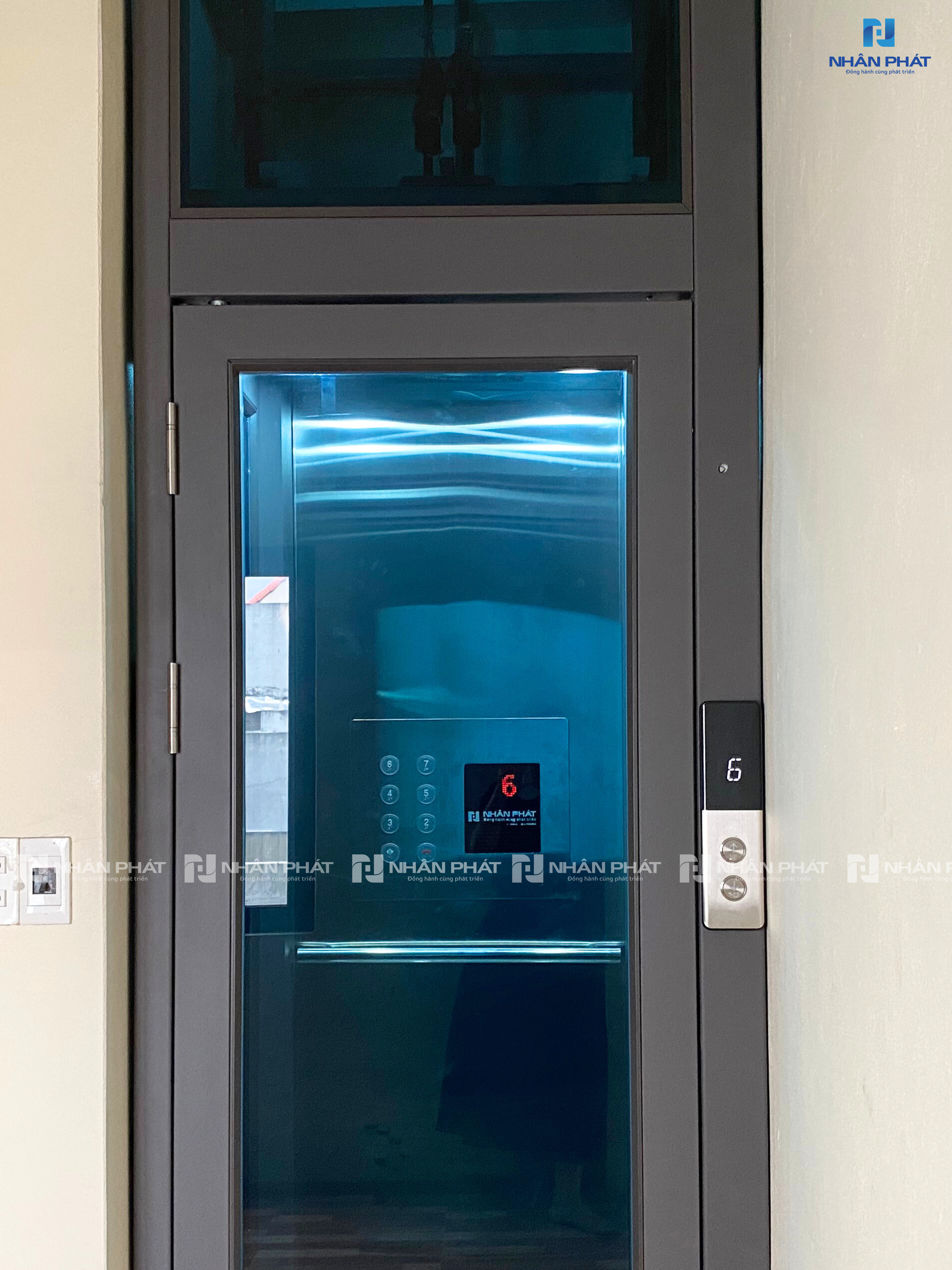 24 Lắp thang máy từ tầng 2